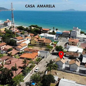 Casa de Férias Resid Verão - Casa Amarela - A 70 Metros Da Praia, Florianópolis